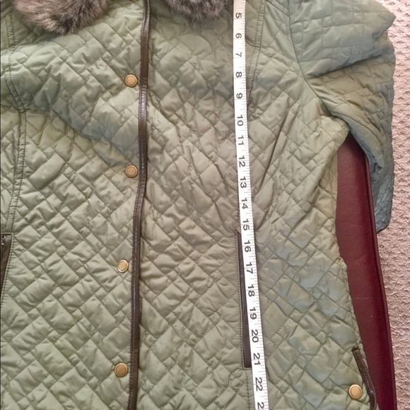 Charter Club Quilted Jacket w/ Faux Fur Collar - Picture 8 of 9